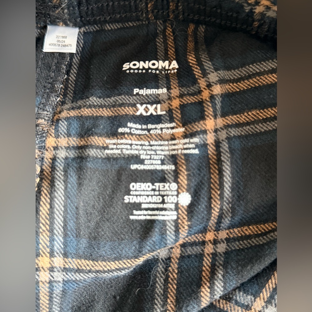 Plaid Men's Flannel Pajama Pants - Picture 3 of 4